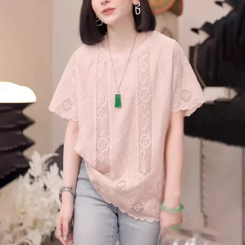 粉色短袖t恤女夏2025新款时尚减龄宽松蕾丝镂空刺绣别致小衫上衣
