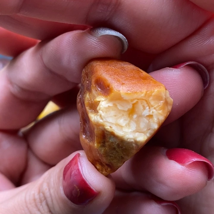 未镶嵌定制琥珀追*者蜜蜡