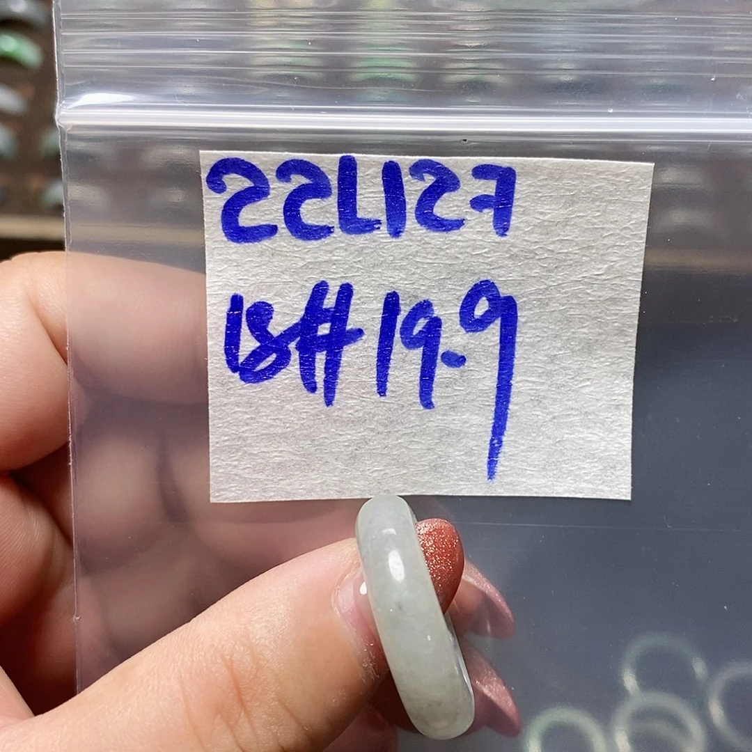 未镶嵌定制翡翠翡翠