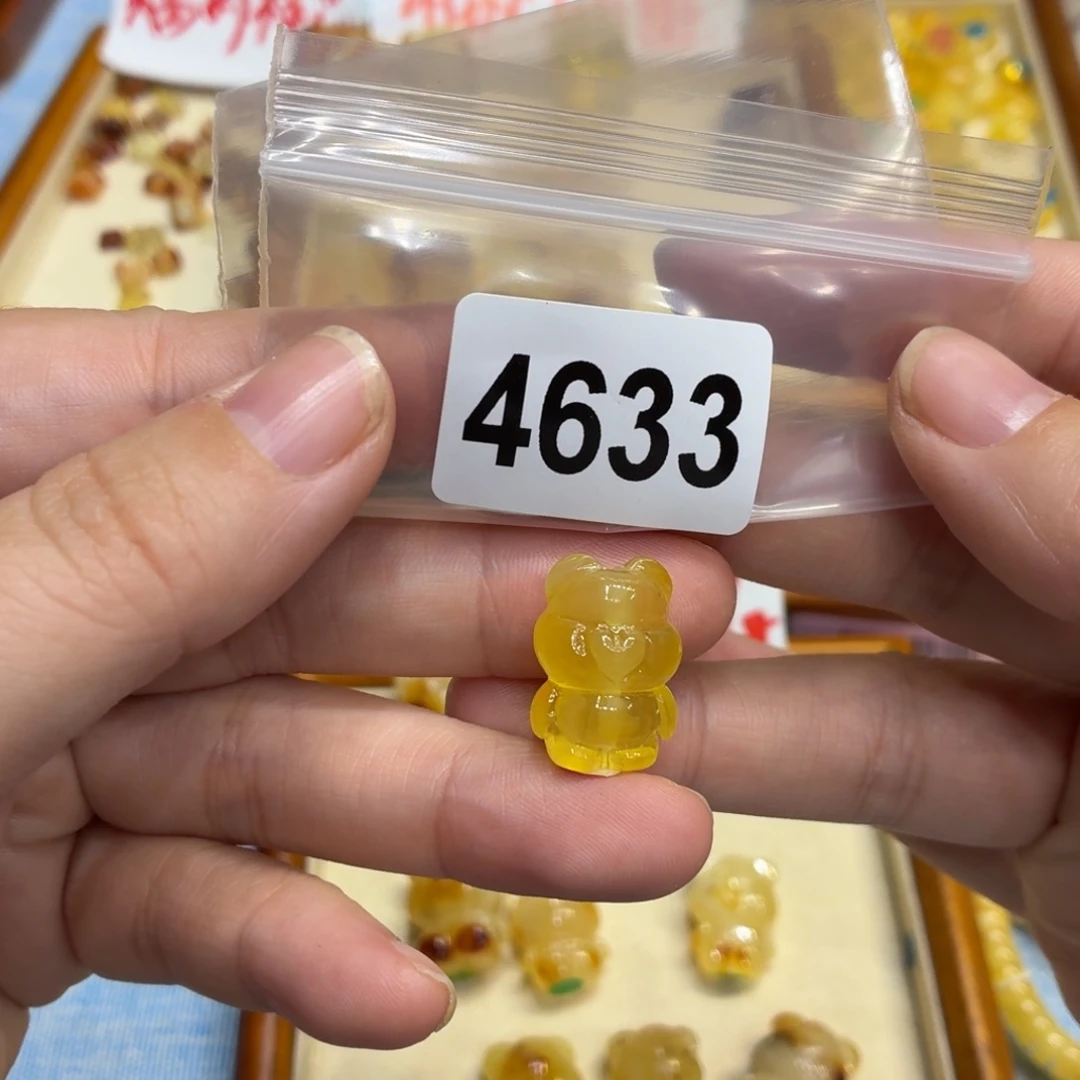 琥珀未镶嵌珠宝奇石