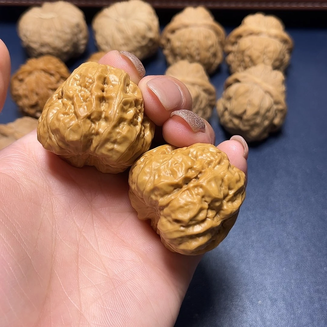 文玩核桃吊坠辣***长哇哇哇38