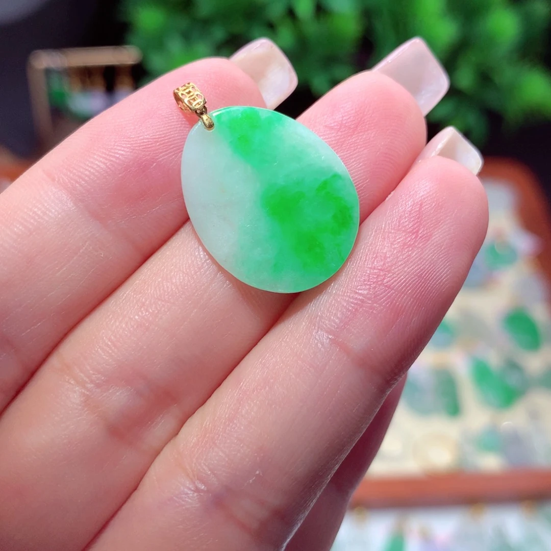 翡翠18K金镶嵌吊坠(不含链)