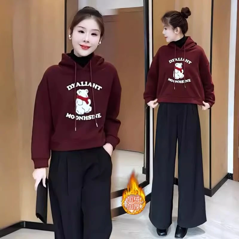加绒加厚小熊刺绣连帽卫衣女士新款时尚百搭显瘦休闲秋冬打底上衣