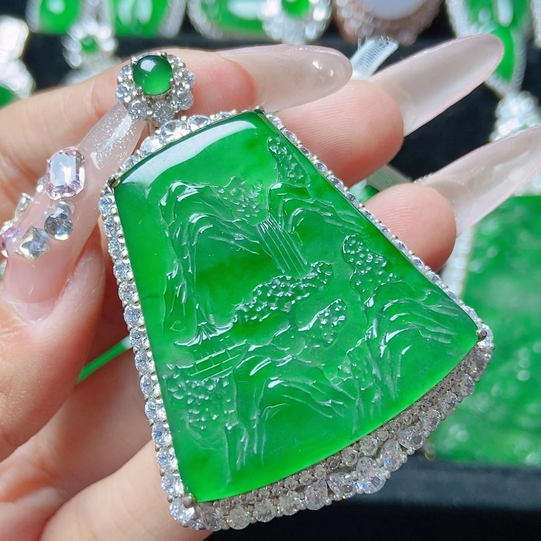 颈饰银S925镶嵌翡翠