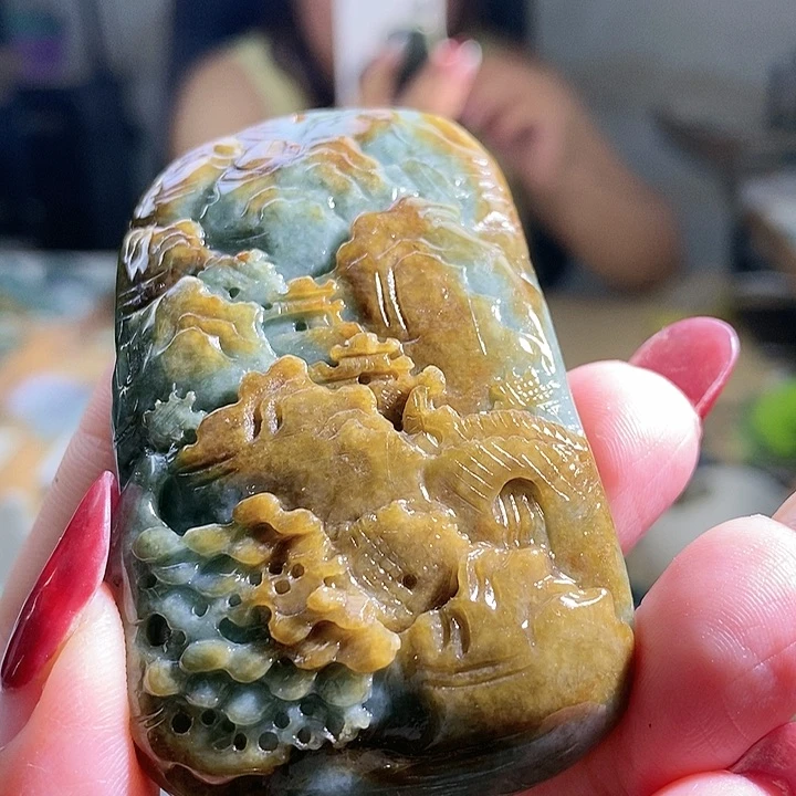 【闪购商品】翡翠挂件未镶嵌山水