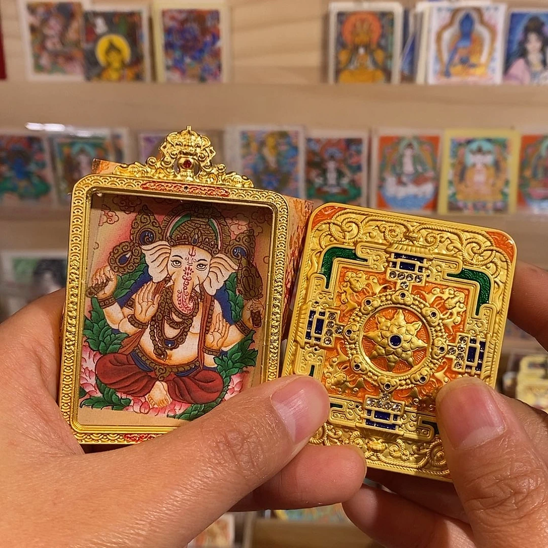 水***道吊坠纯手绘唐卡象神