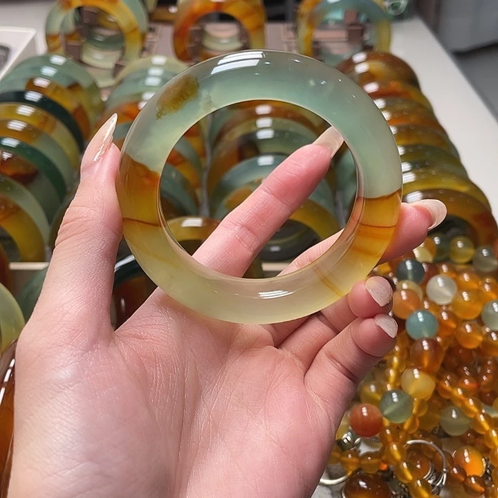 蛇纹石玉未镶嵌手镯54.9