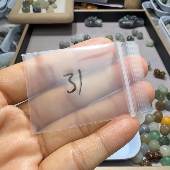 璐***璐未镶嵌和田玉珠宝半成品