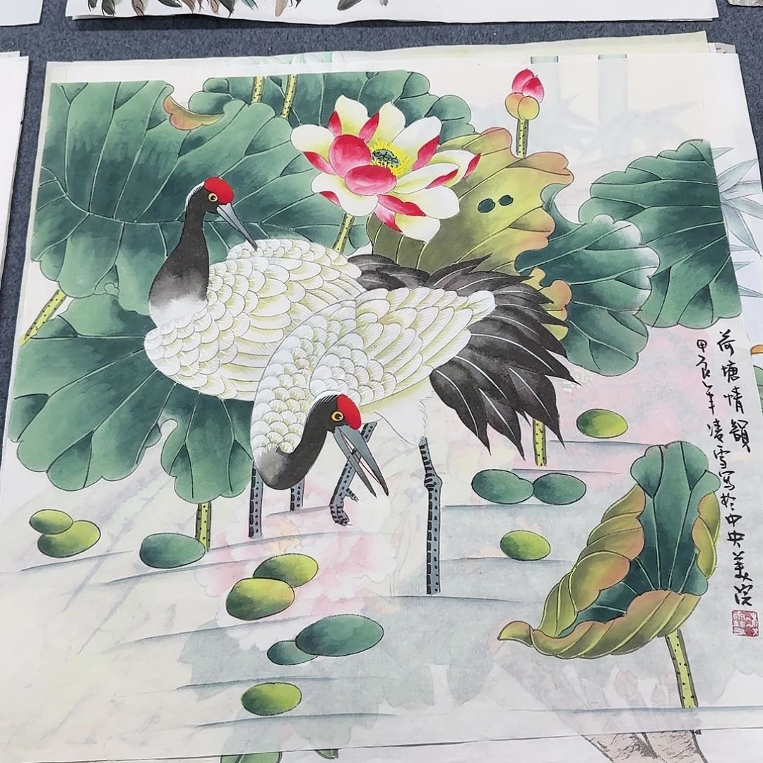 国画尺寸70X70手绘作品