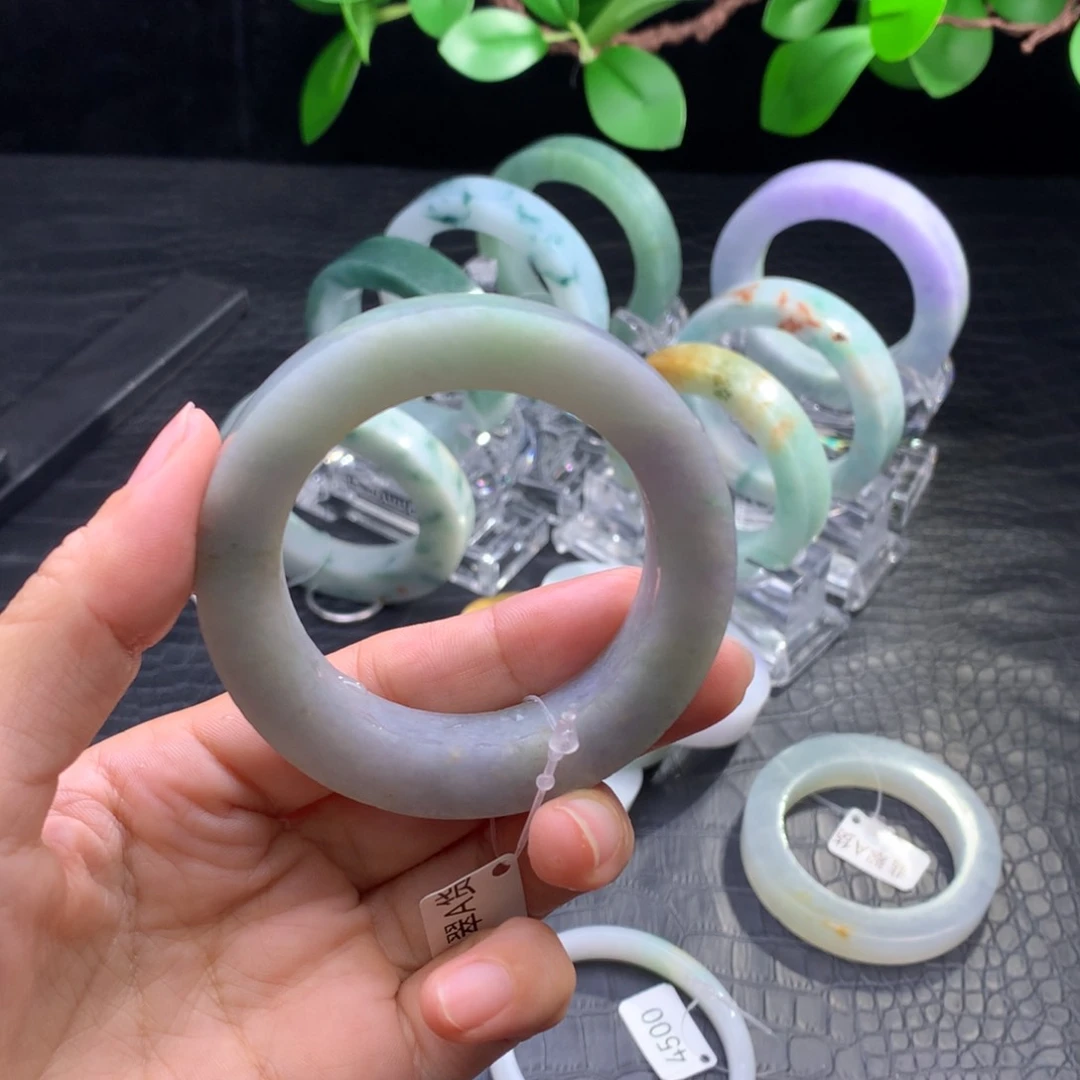 菜****定制翡翠手镯未镶嵌