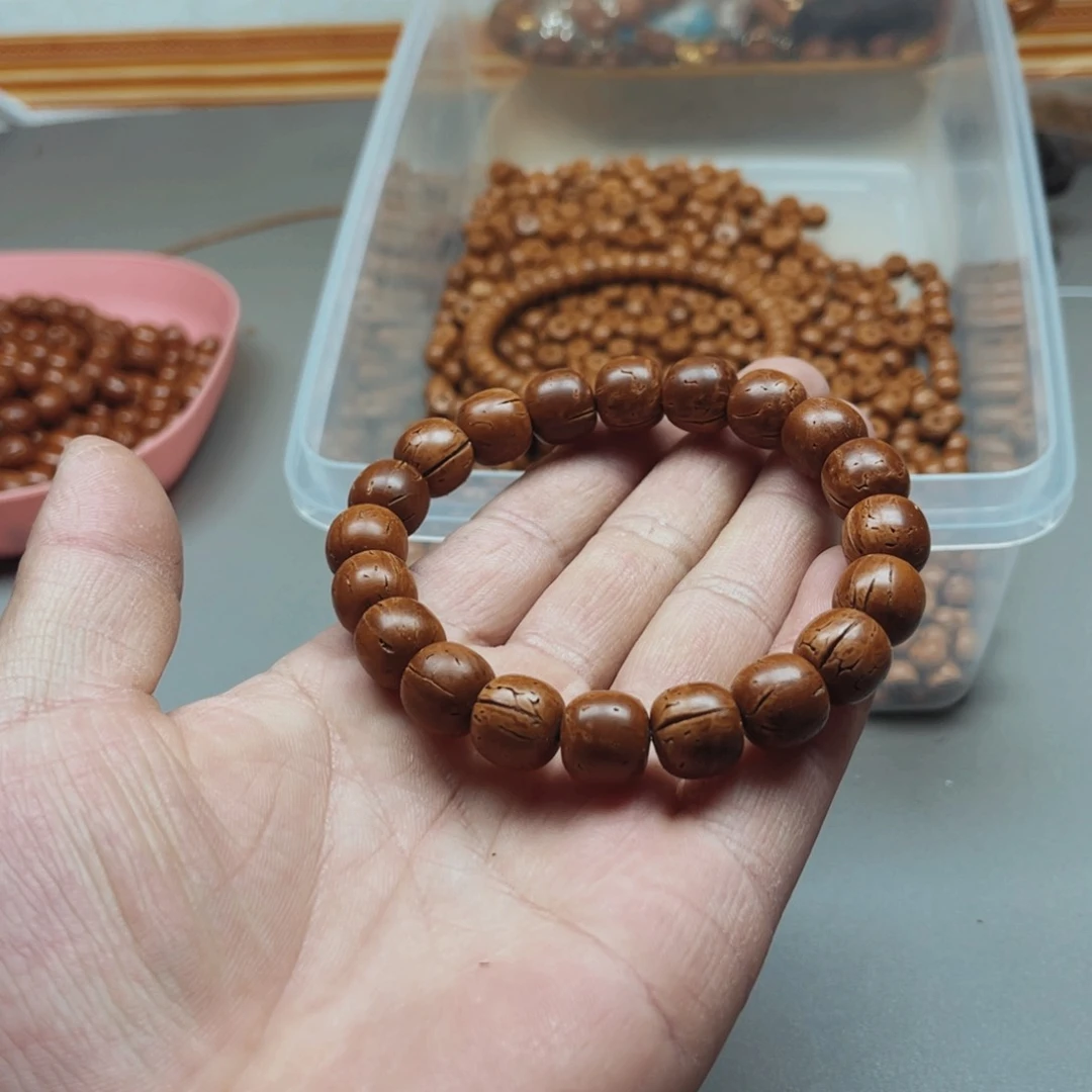 桃核吊坠琪***^桃核光柱