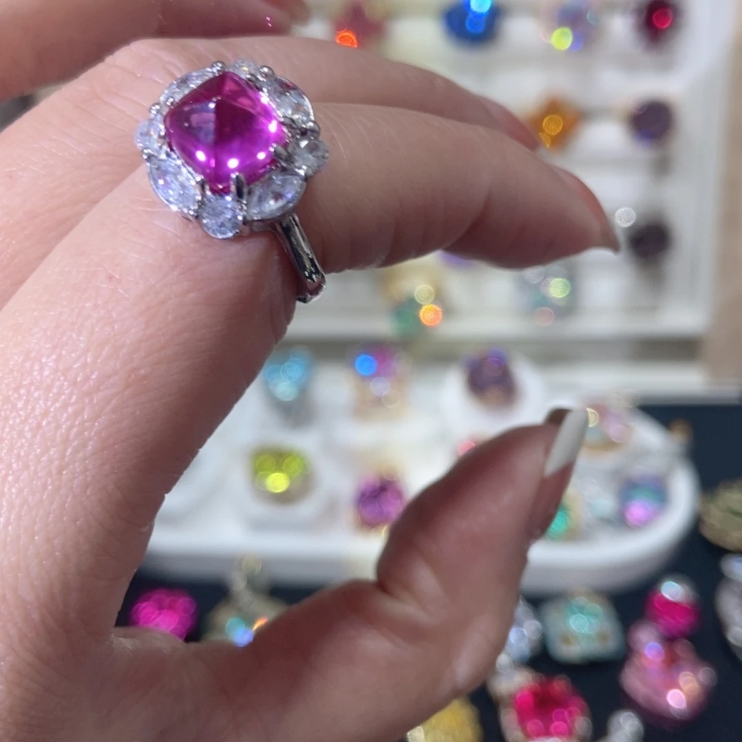 66锆石（处理）戒指