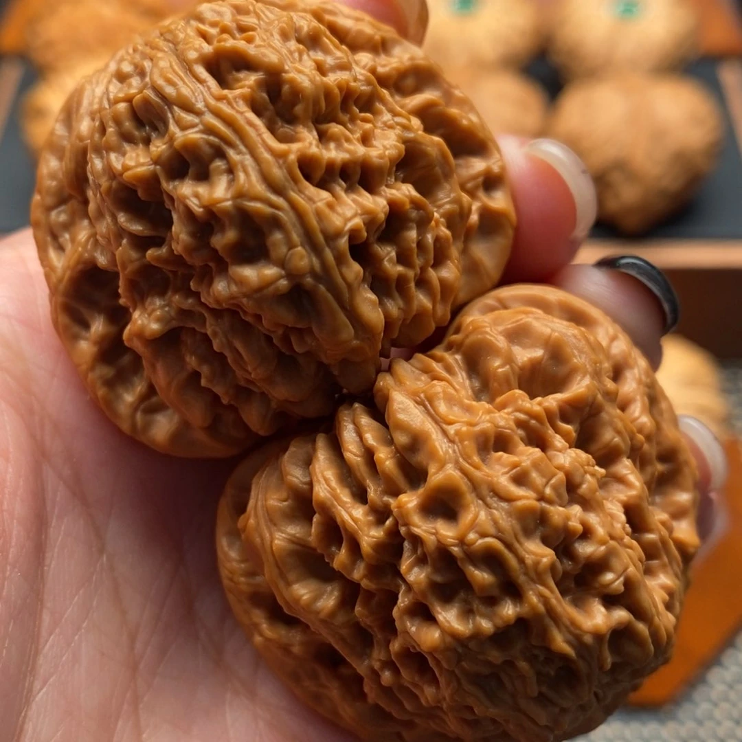 把件文玩核桃43尺全品南江石