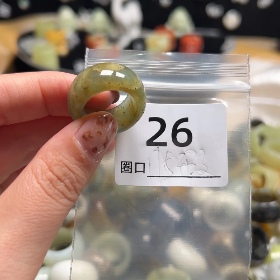 喜***蛇纹石玉未镶嵌戒指