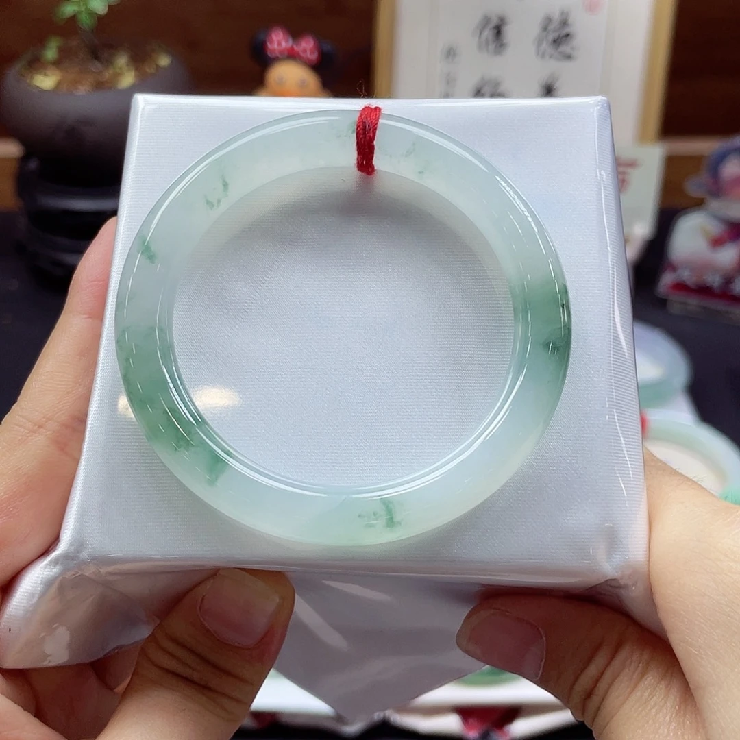 翡翠未镶嵌手镯34 号