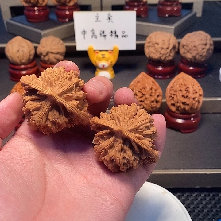 文玩核桃把件满天星