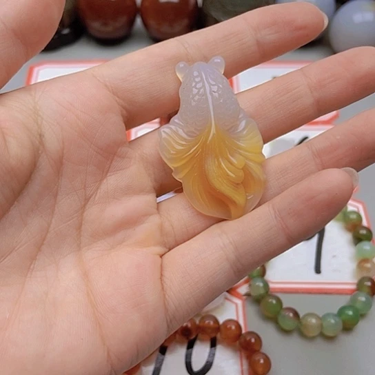 【闪购商品】玛瑙/玉髓未镶嵌珠宝半成品农**姐
