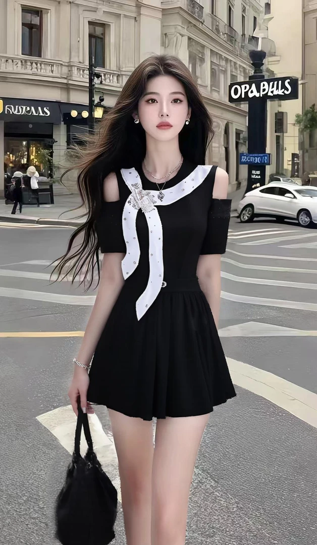 新款时尚黑色露肩圆领别致设计感修身连衣裙温柔知性风氛围感穿搭