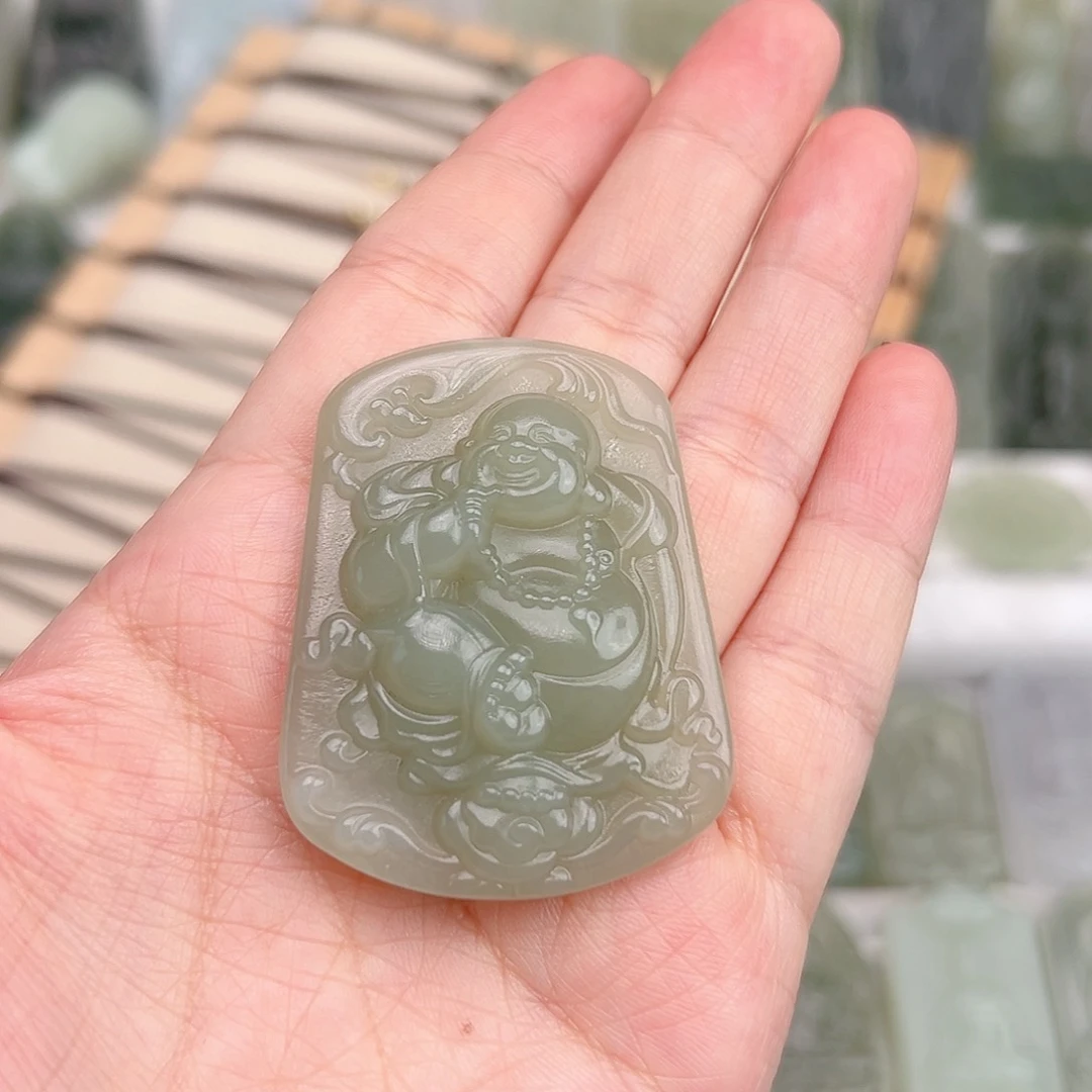 颈饰未镶嵌和田玉