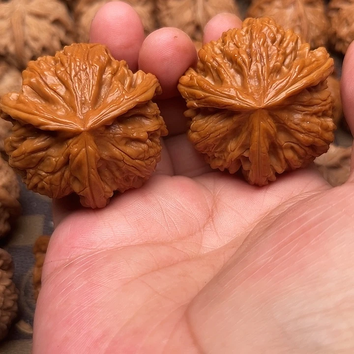 文玩核桃吊坠你们都在