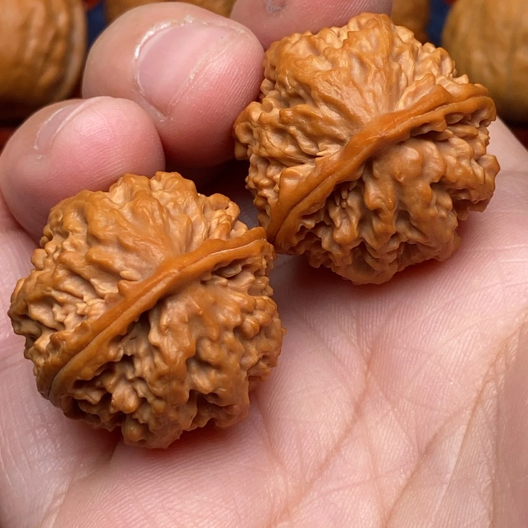 文玩核桃把件手捻