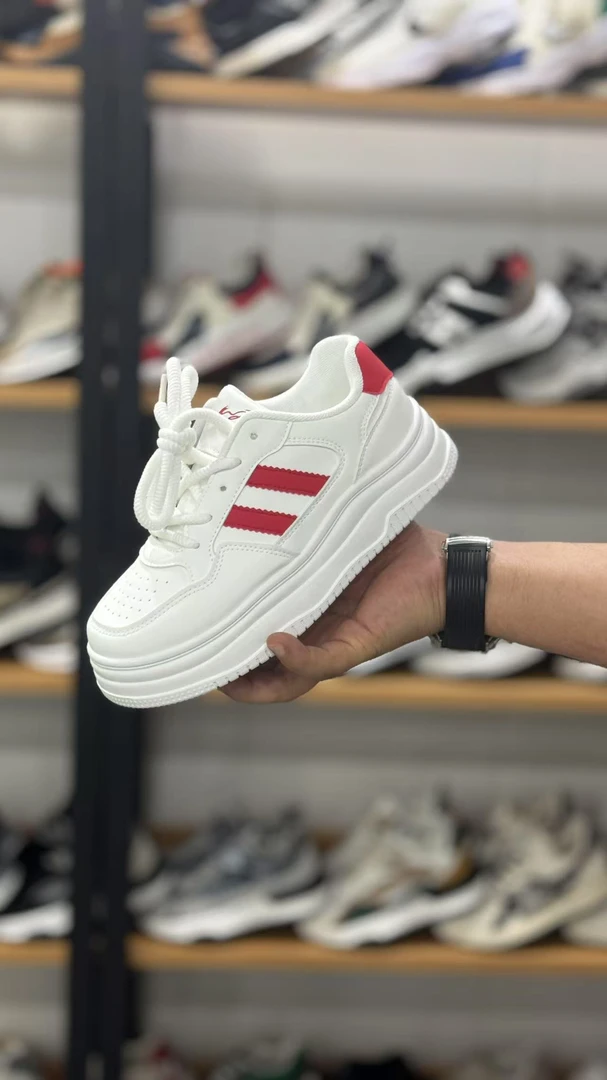 休闲中年系带板鞋增高休闲板鞋小白鞋欧若智性风