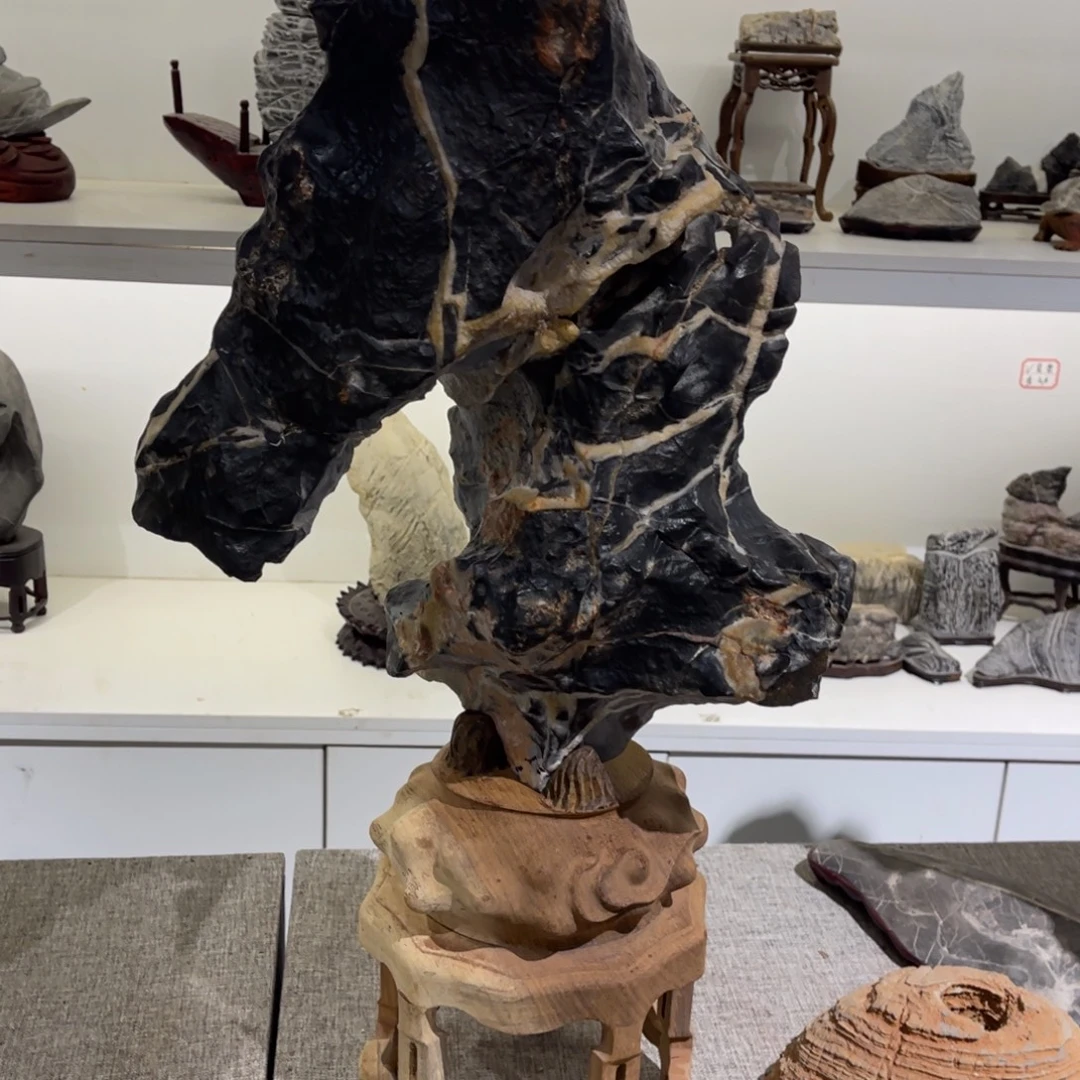 龍***情石材在乎过的人总是喜欢别人