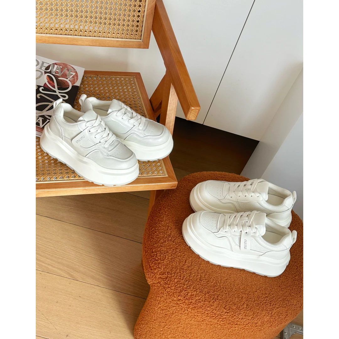 小白驾到 Xiao Bai Jia Dao 6cm增高~设计师款百搭休闲鞋 H807