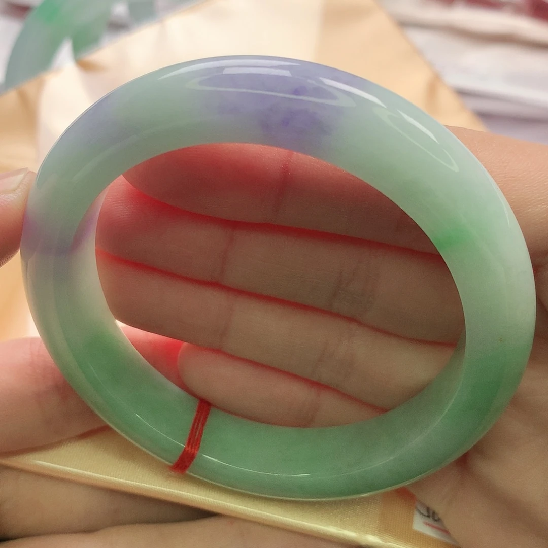 翡翠未镶嵌手镯缅甸5556