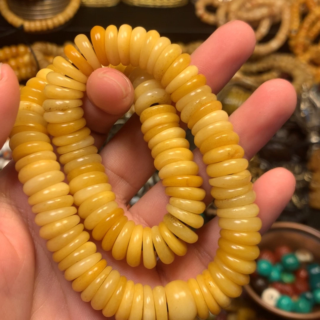 泥塑娘啦擦擦骰子