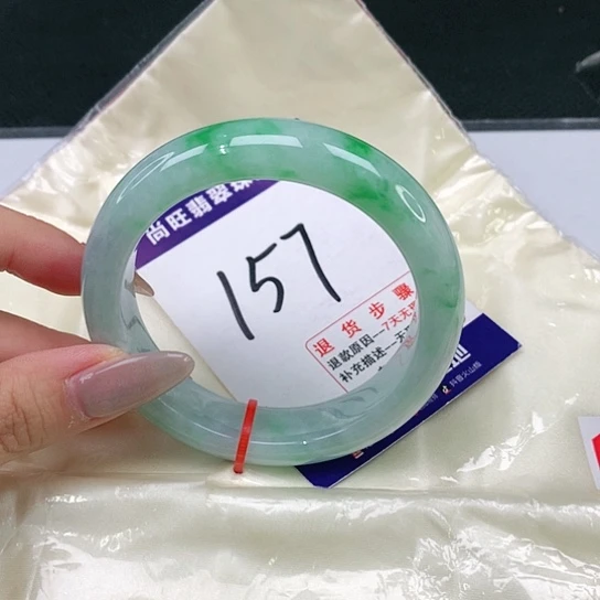 翡翠手镯未镶嵌小*翡翠12