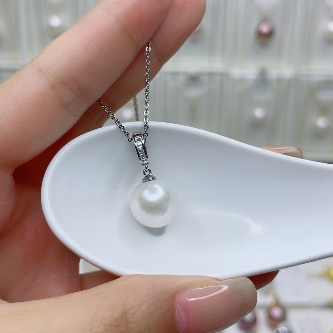 淡水珍珠未镶嵌吊坠(赠链)
