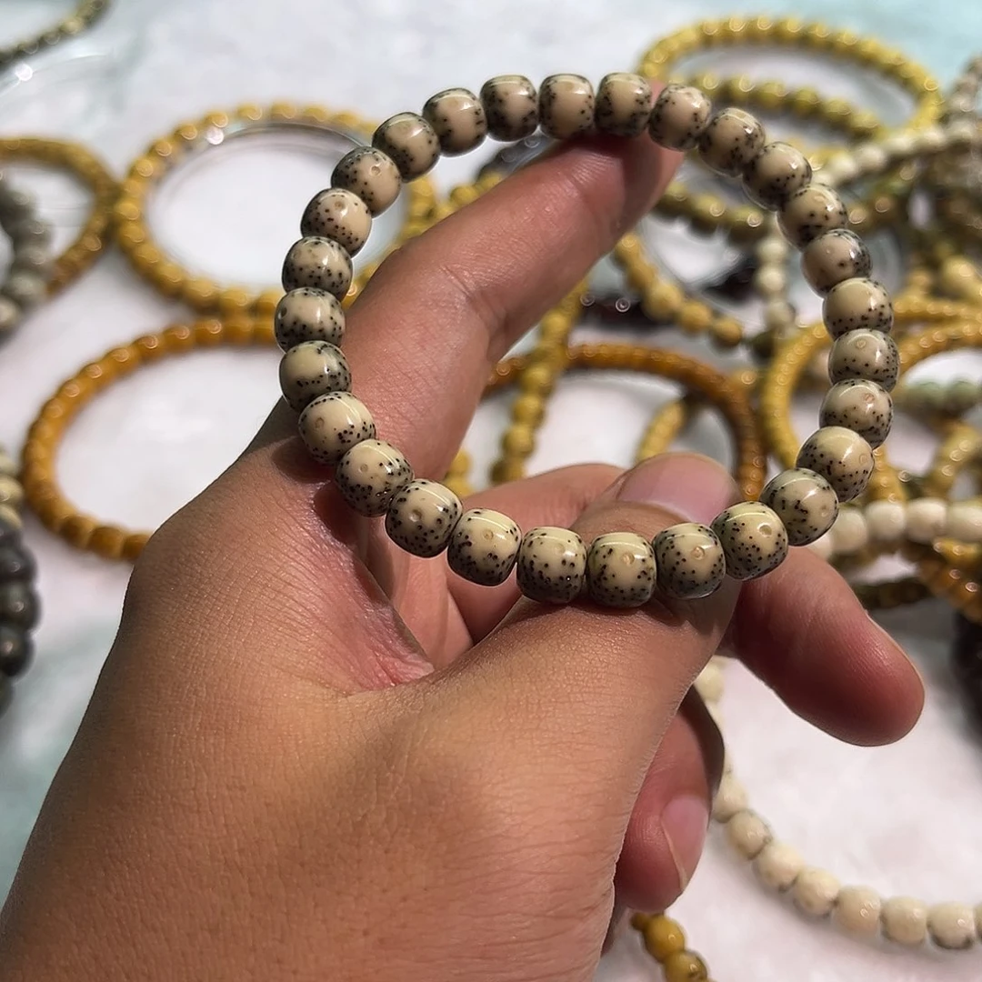 不***瓜星月菩提吊坠月留白