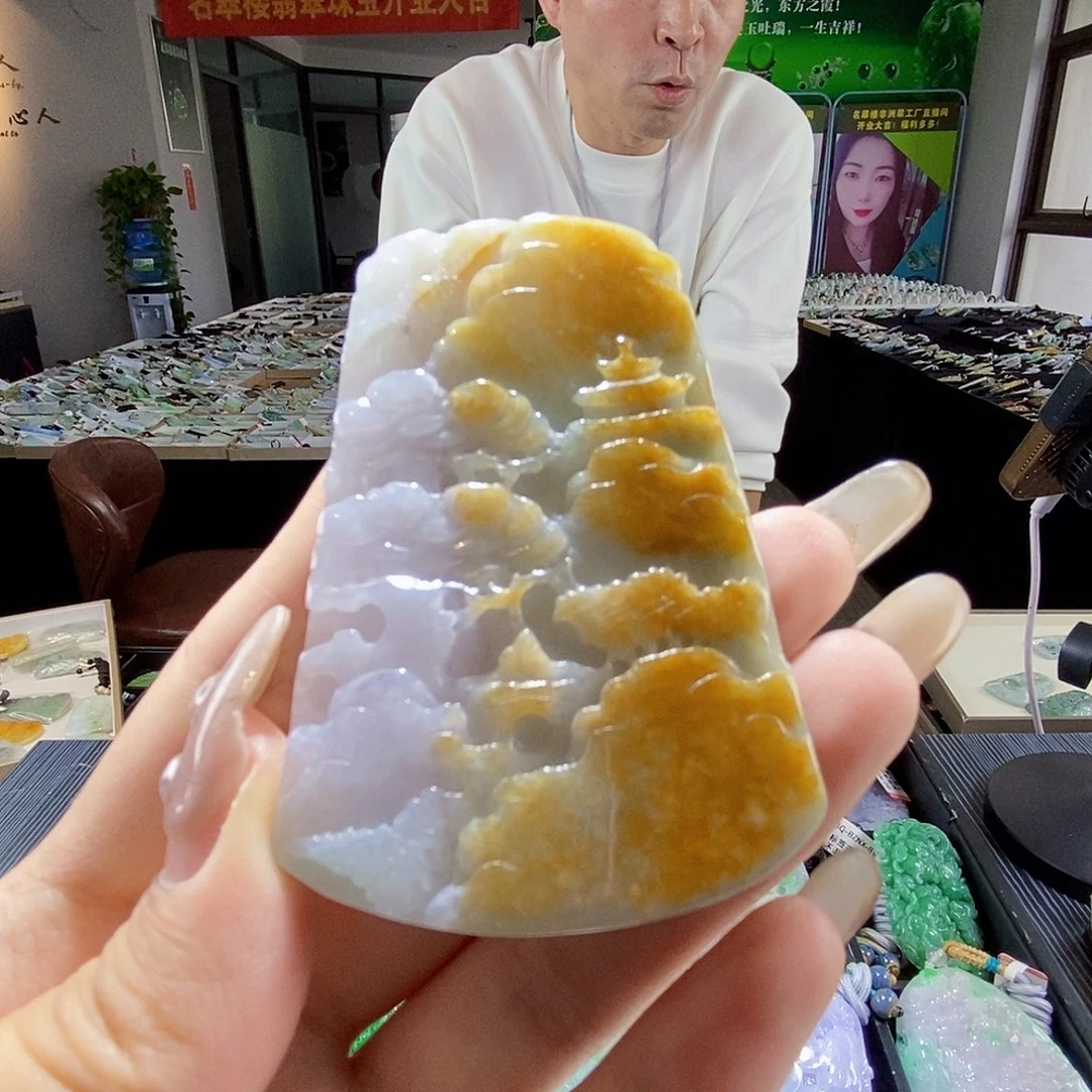 颈饰未镶嵌翡翠翡翠