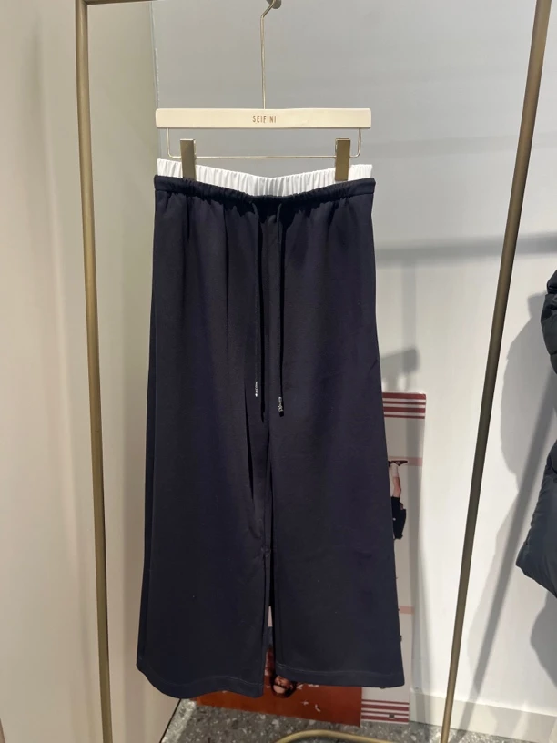 2025年春款新品藏青色休闲裤3G150011