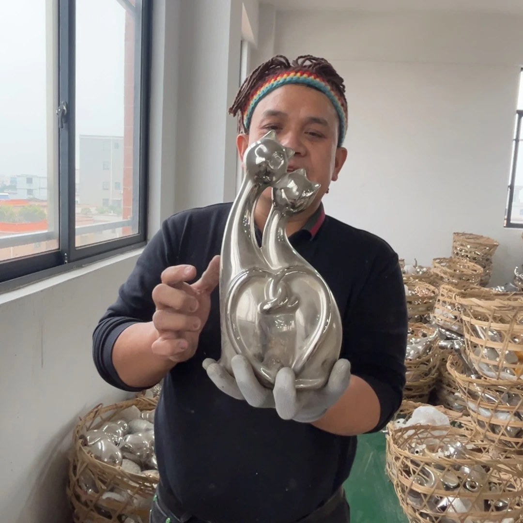 摆件58 号高中低温陶瓷瓶（部分微瑕）