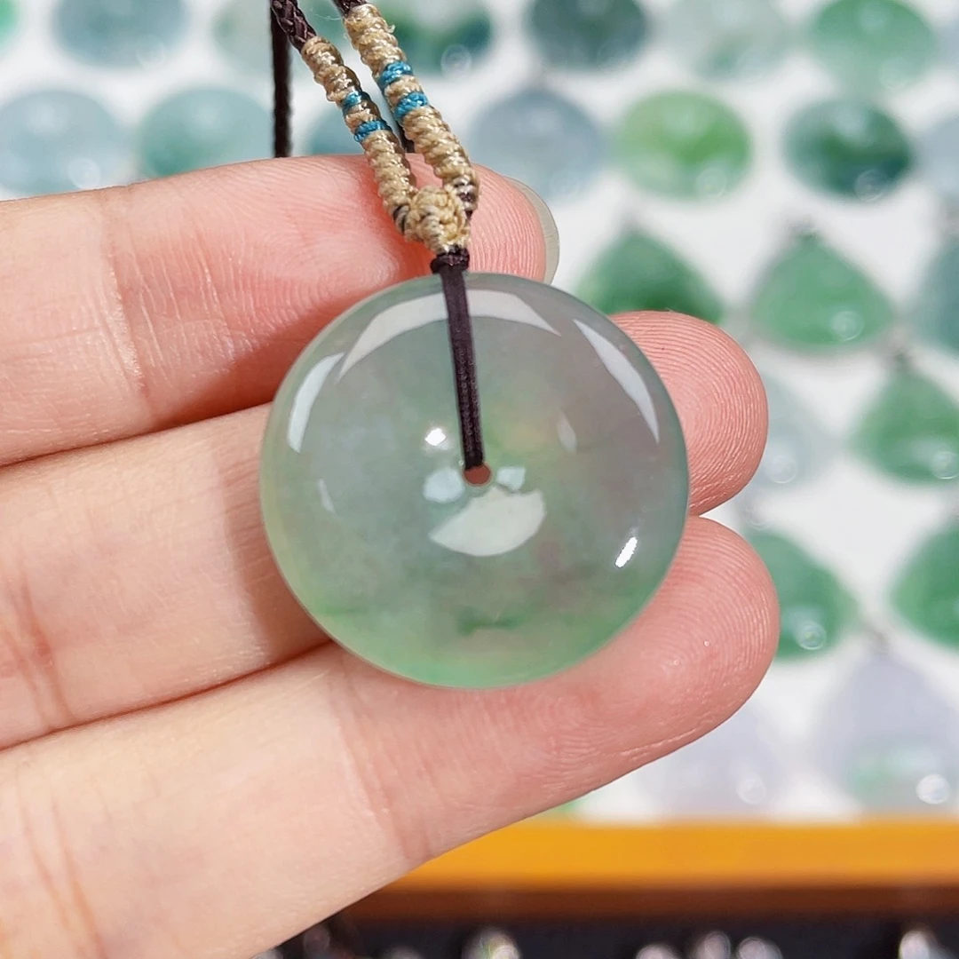 颈饰未镶嵌翡翠吊坠