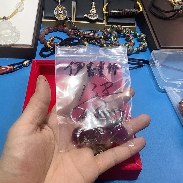 伊***饰白玉菩提手串6655男女同款