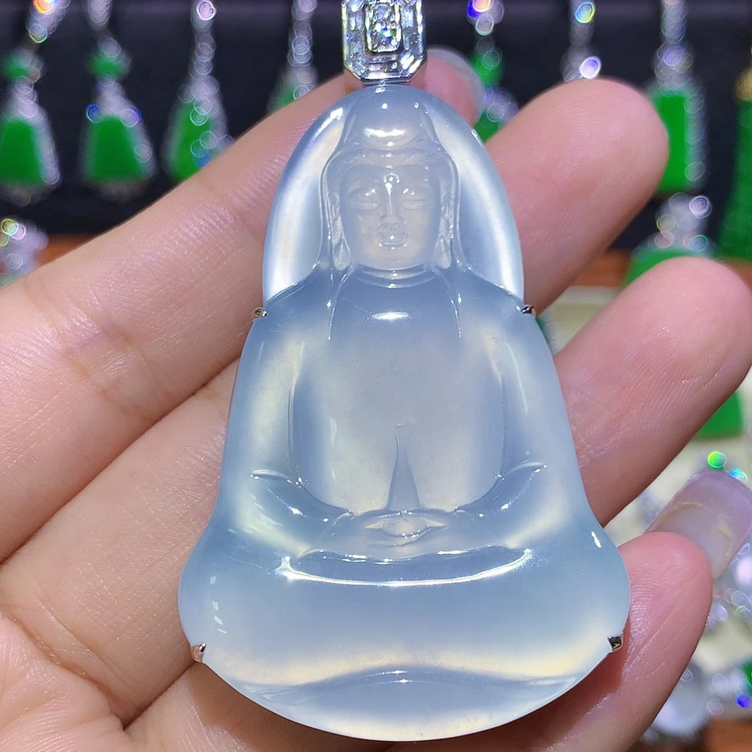 翡翠18K金镶嵌颈饰高冰波