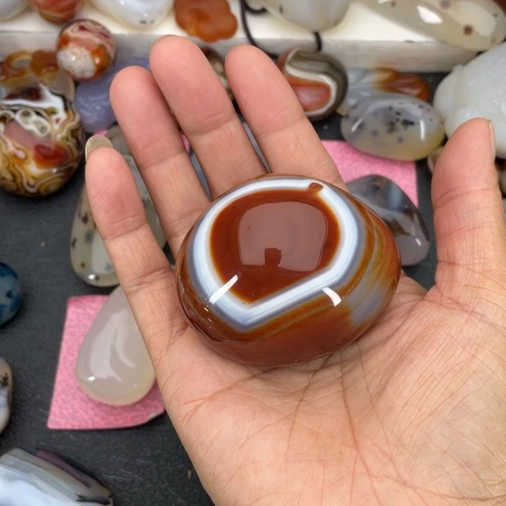 未镶嵌玉髓马达加斯加玉髓玛瑙玛瑙/玉髓