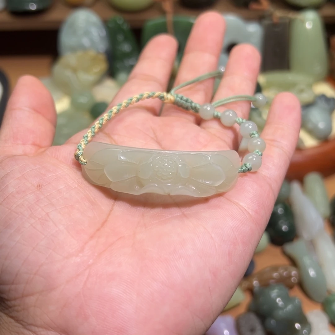 未镶嵌和田玉把件