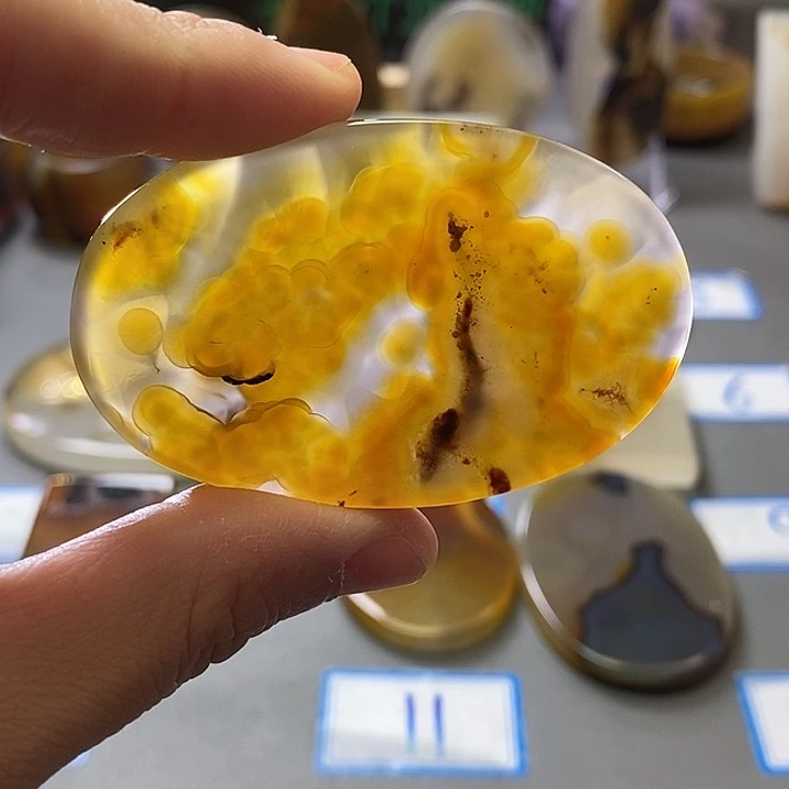 玛瑙/玉髓未镶嵌珠宝半成品76