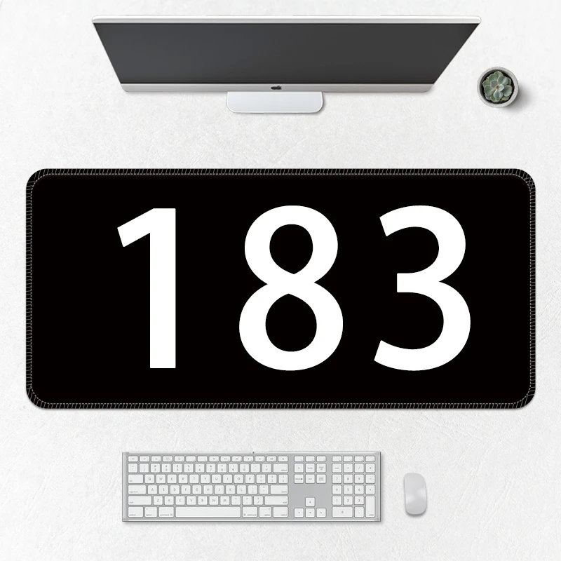 【183号】动漫游戏鼠标垫超大号办公电脑桌垫锁边加厚防滑亚布专属