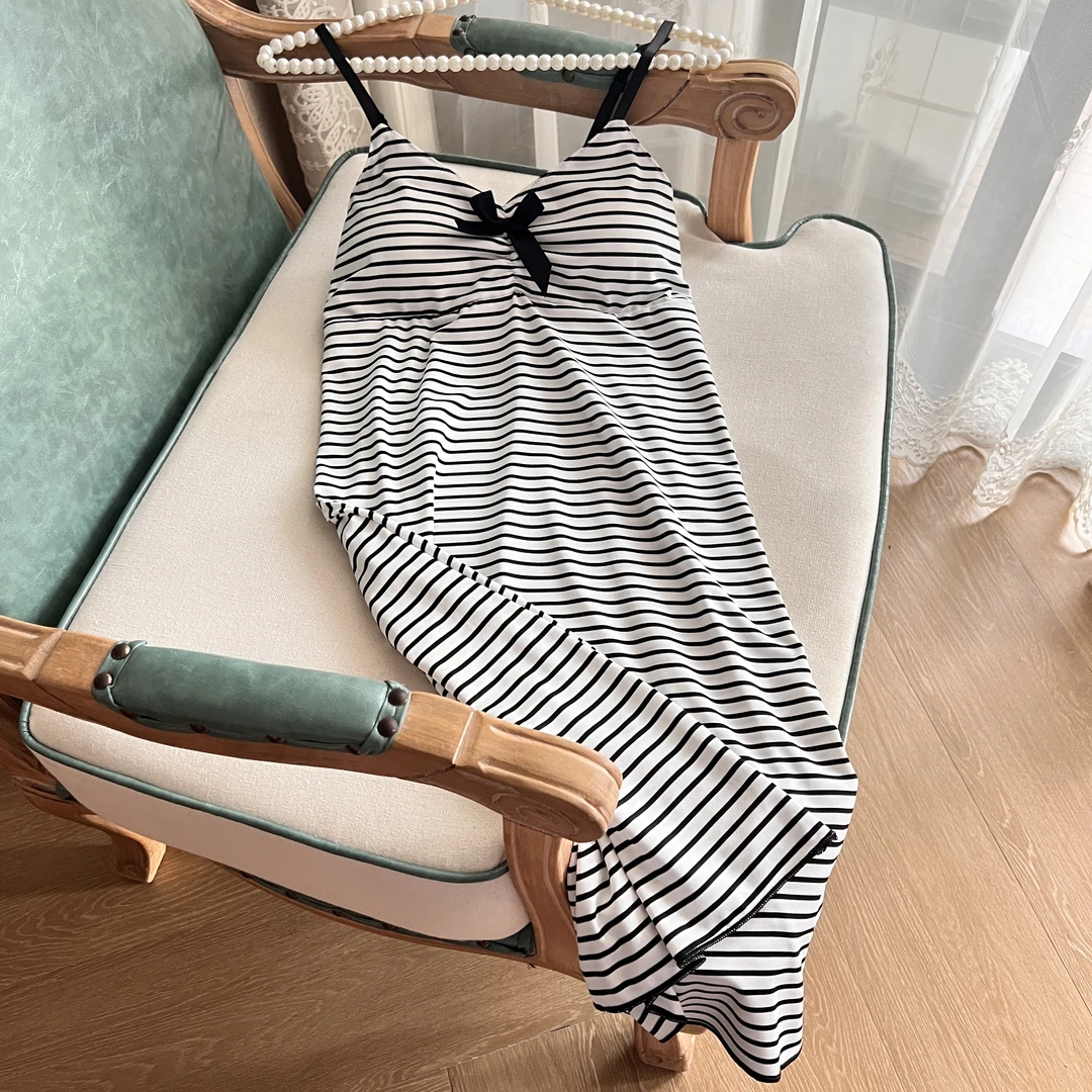 睡衣女夏季2025新款性感蕾丝条纹带胸垫吊带睡裙女夏天大码家居服