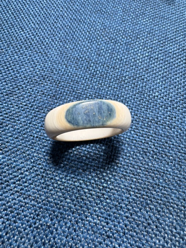 猛犸牙带皮跑环一颗