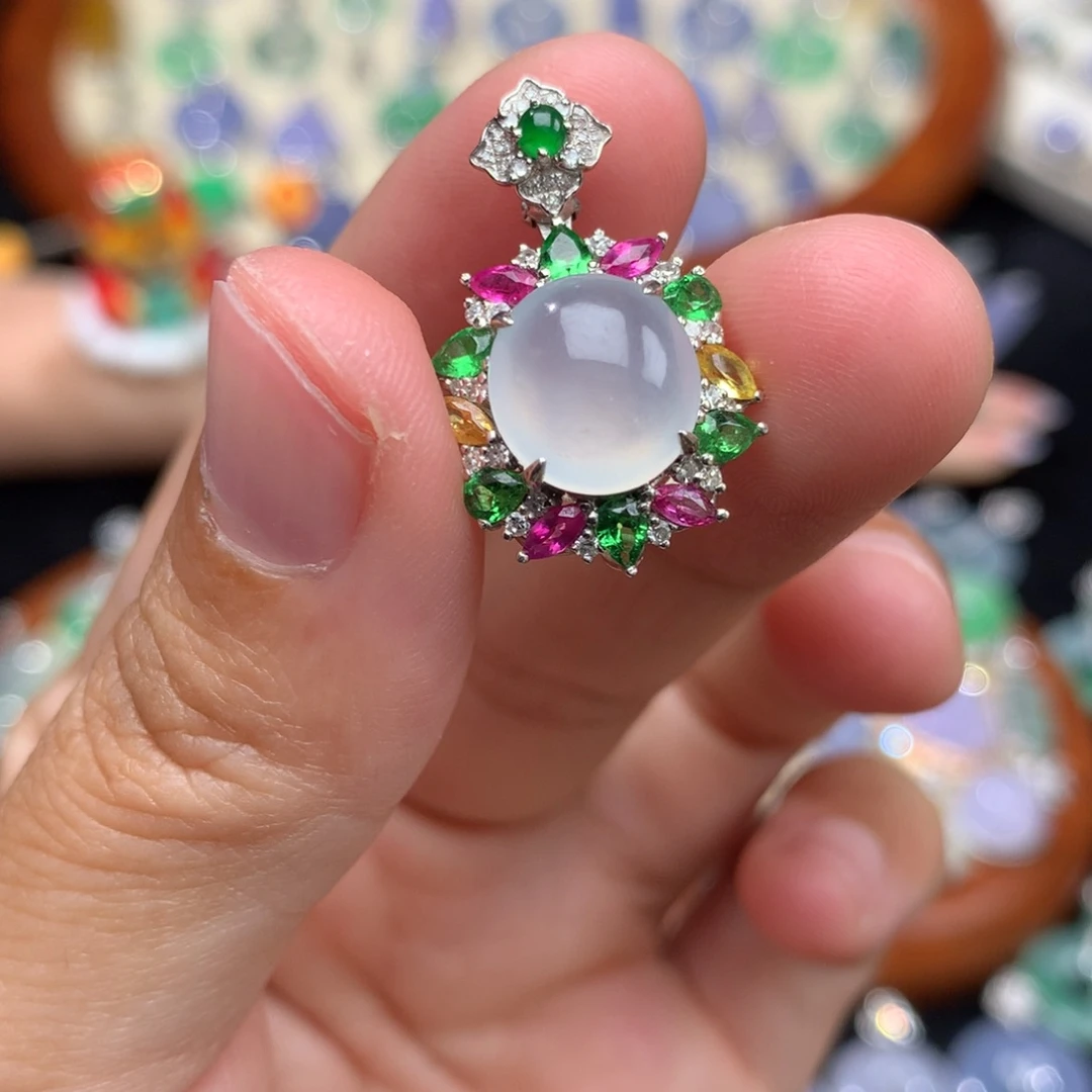 吊坠(不含链)18K金镶嵌翡翠