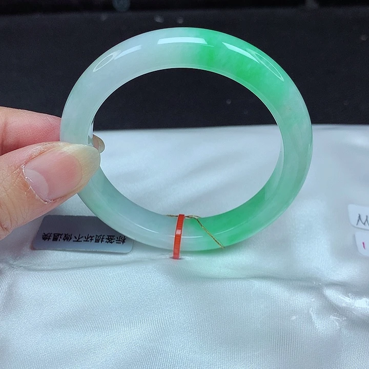 翡翠未镶嵌手镯52圈812