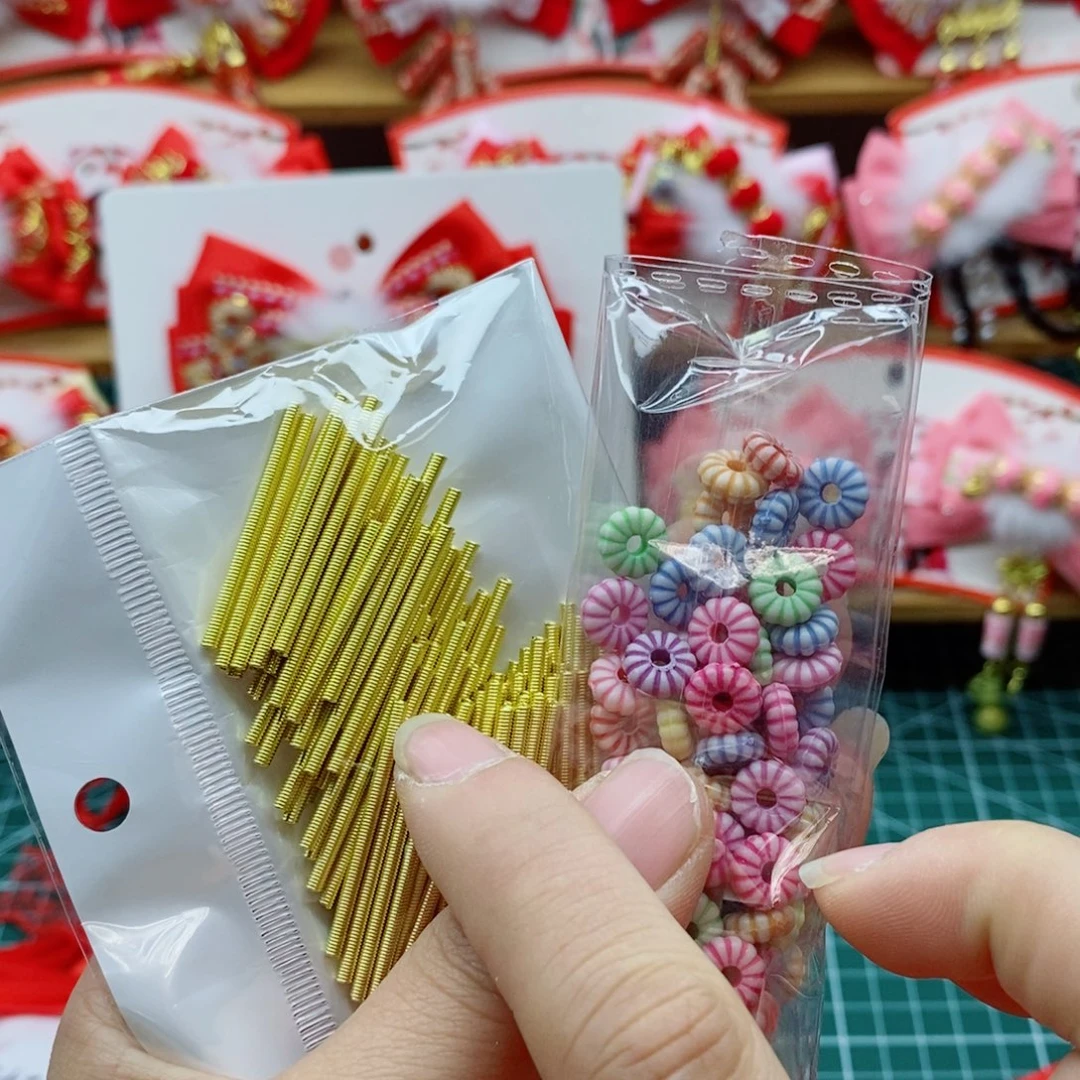 3厘米金色弹簧➕底座各100个