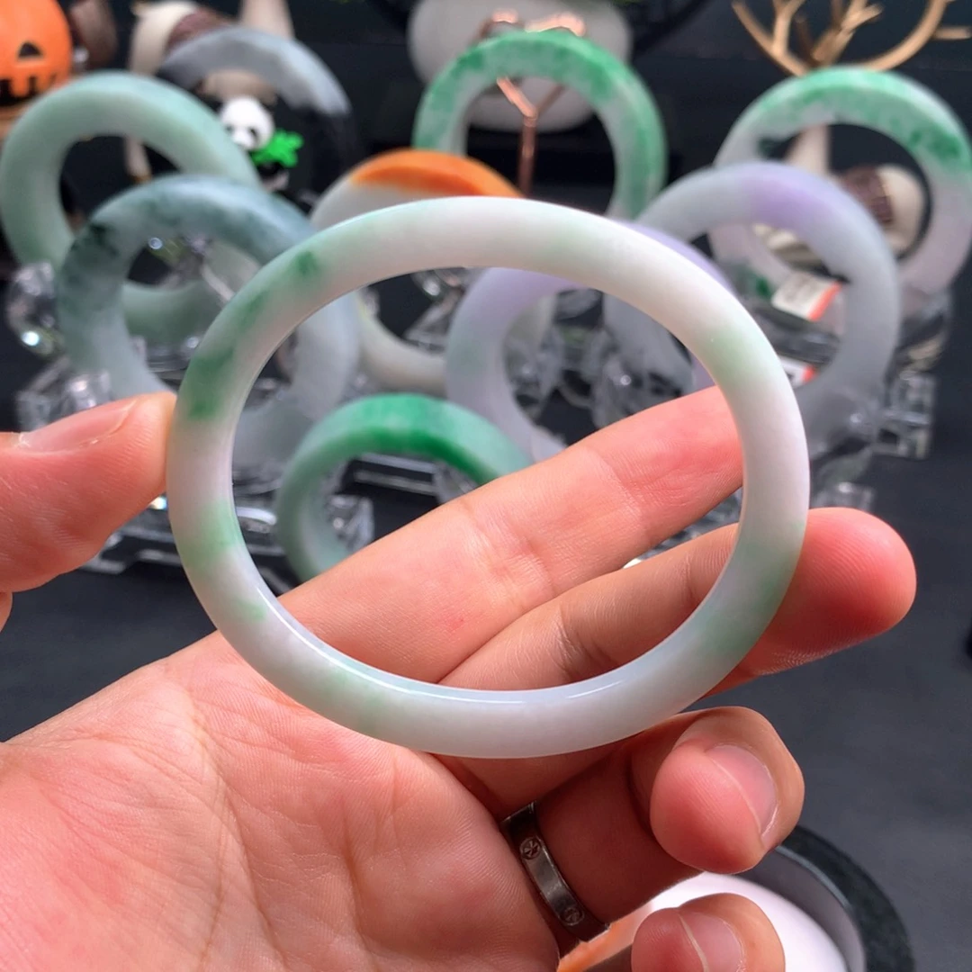 定制翡翠手镯未镶嵌