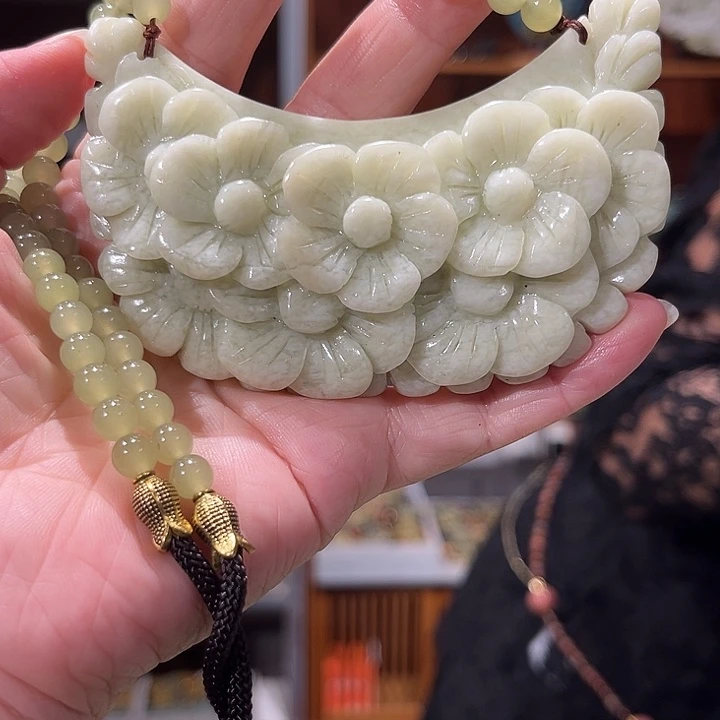 未镶嵌岫玉毛衣链